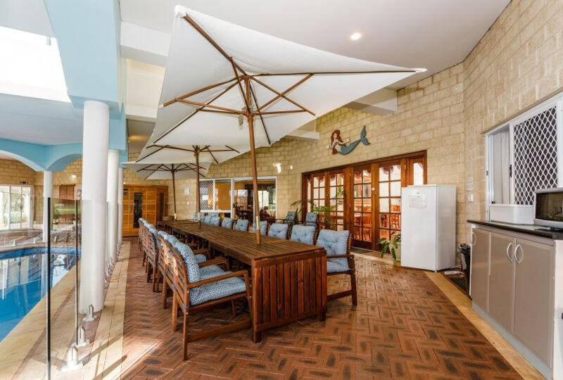 Inn The Tuarts Guest Lodge Busselton Accommodation - Adults Only Zewnętrze zdjęcie