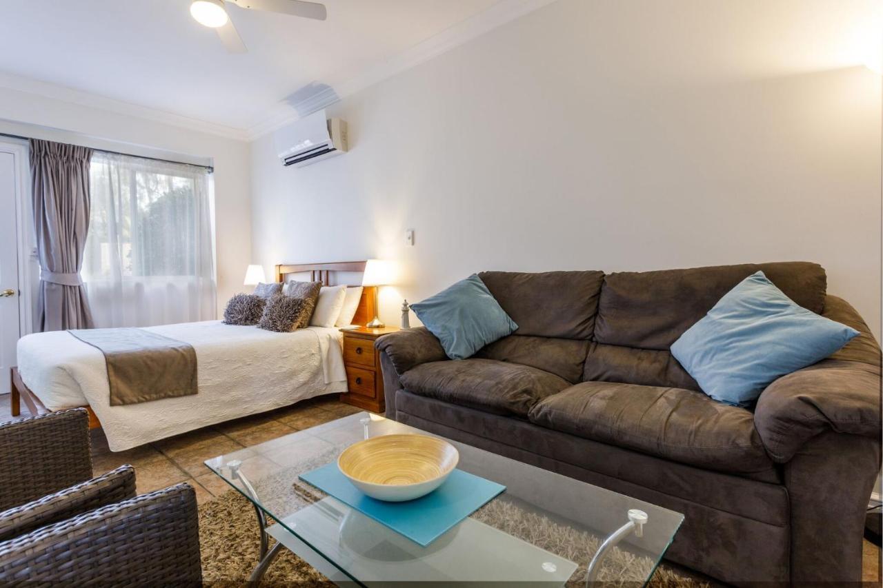 Inn The Tuarts Guest Lodge Busselton Accommodation - Adults Only Zewnętrze zdjęcie