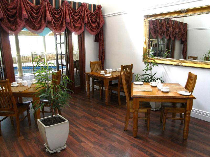 Inn The Tuarts Guest Lodge Busselton Accommodation - Adults Only Zewnętrze zdjęcie